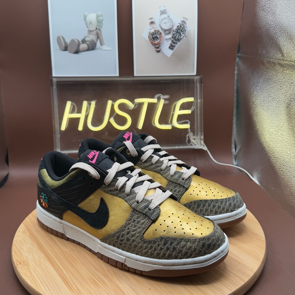 NIKE DUNK LOW “DÍA DE MUERTOS” SIZE 9.5W/ 8M BRAND NEW NEVER WORN